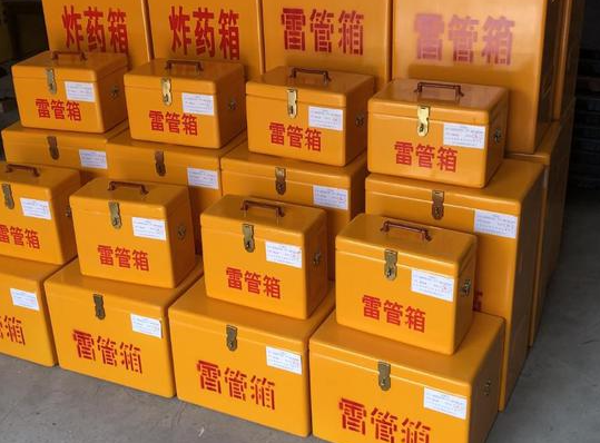 中站玻璃钢雷管箱的使用寿命一般是多少？